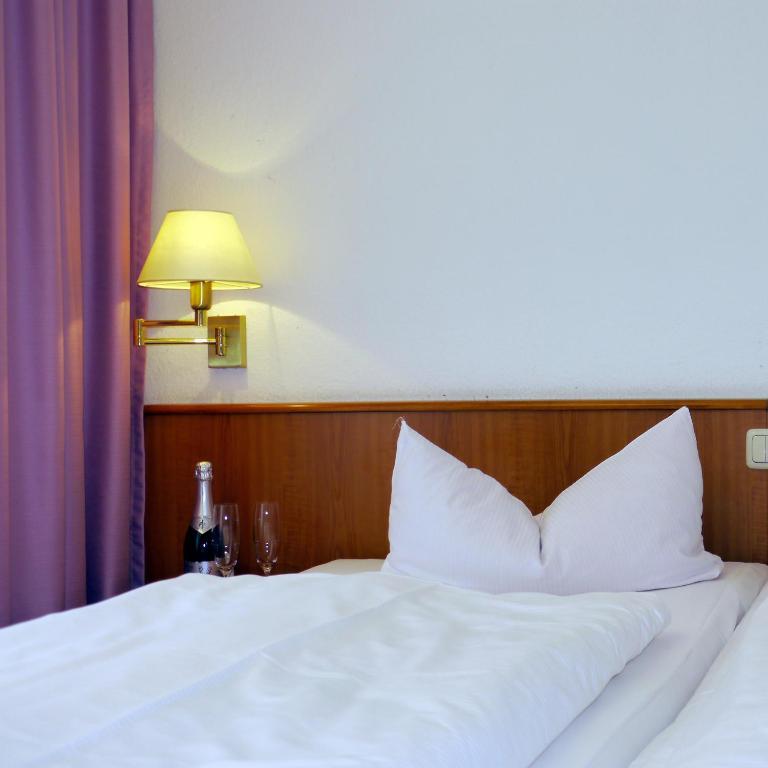 Naturparkhotel Haus Hubertus Kurort Oybin Bilik gambar