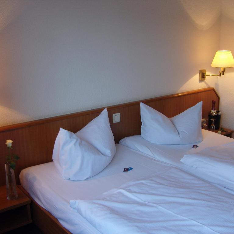 Naturparkhotel Haus Hubertus Kurort Oybin Bilik gambar